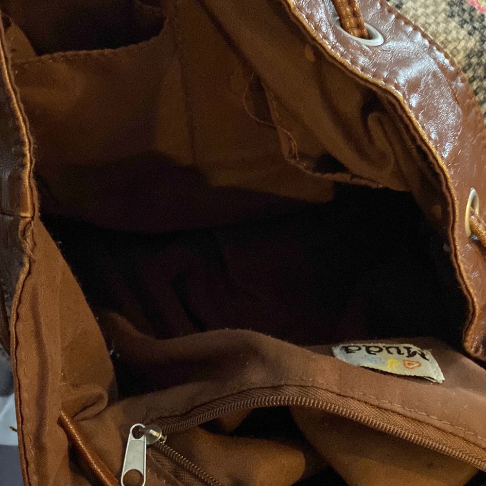Patterned back pack - Picture 3 of 3